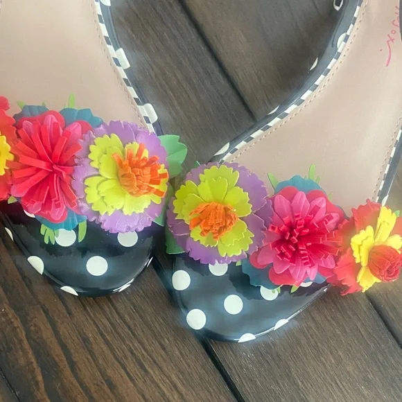 Betsey Johnson Black Polka Dot Floral Heels - Picture 2 of 9